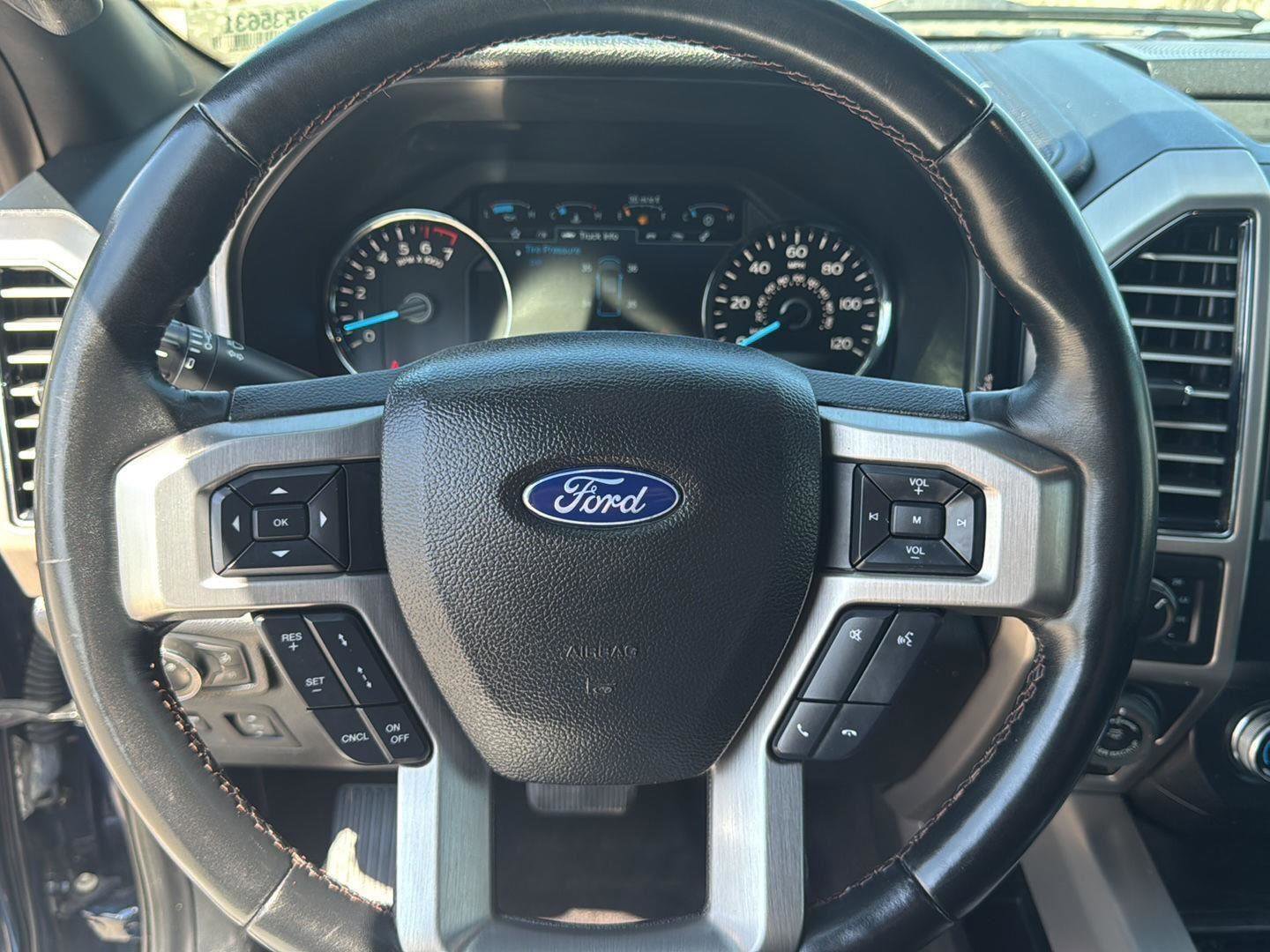 Certified 2020 Ford F150 Platinum w/ Equipment Group 701A Luxury image 19