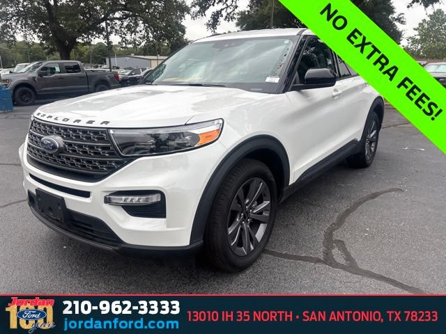 Certified 2023 Ford Explorer XLT w/ Equipment Group 202A RWD image 3