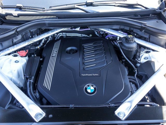 Used 2022 BMW X6 xDrive40i w/ Executive Package AWD/4WD image 36