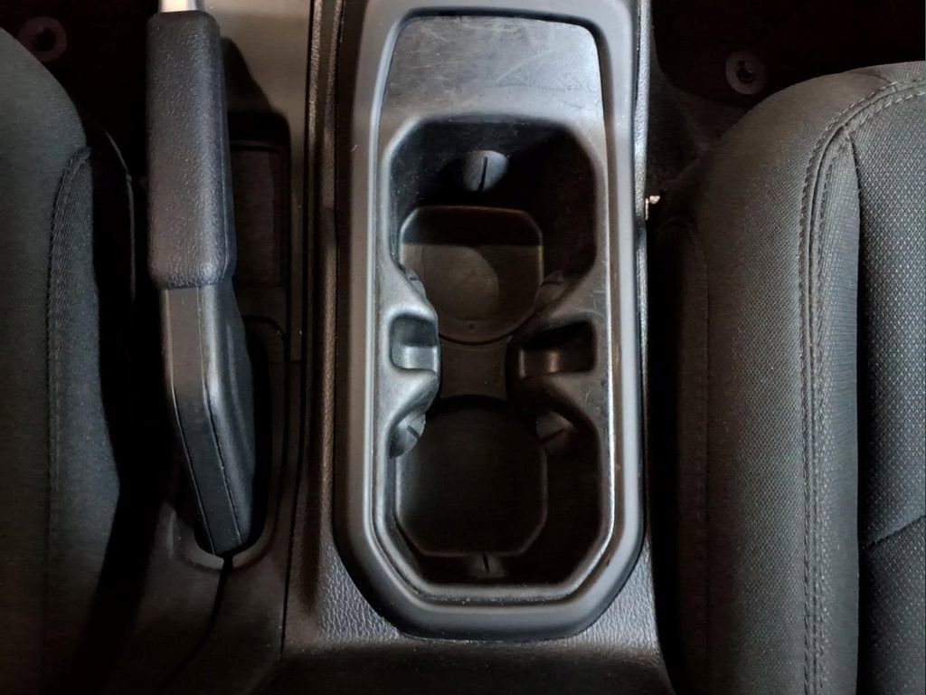 Used 2021 Jeep Gladiator Sport AWD/4WD image 15
