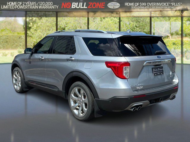 Certified 2020 Ford Explorer Platinum w/ Premium Technology Package AWD/4WD image 3