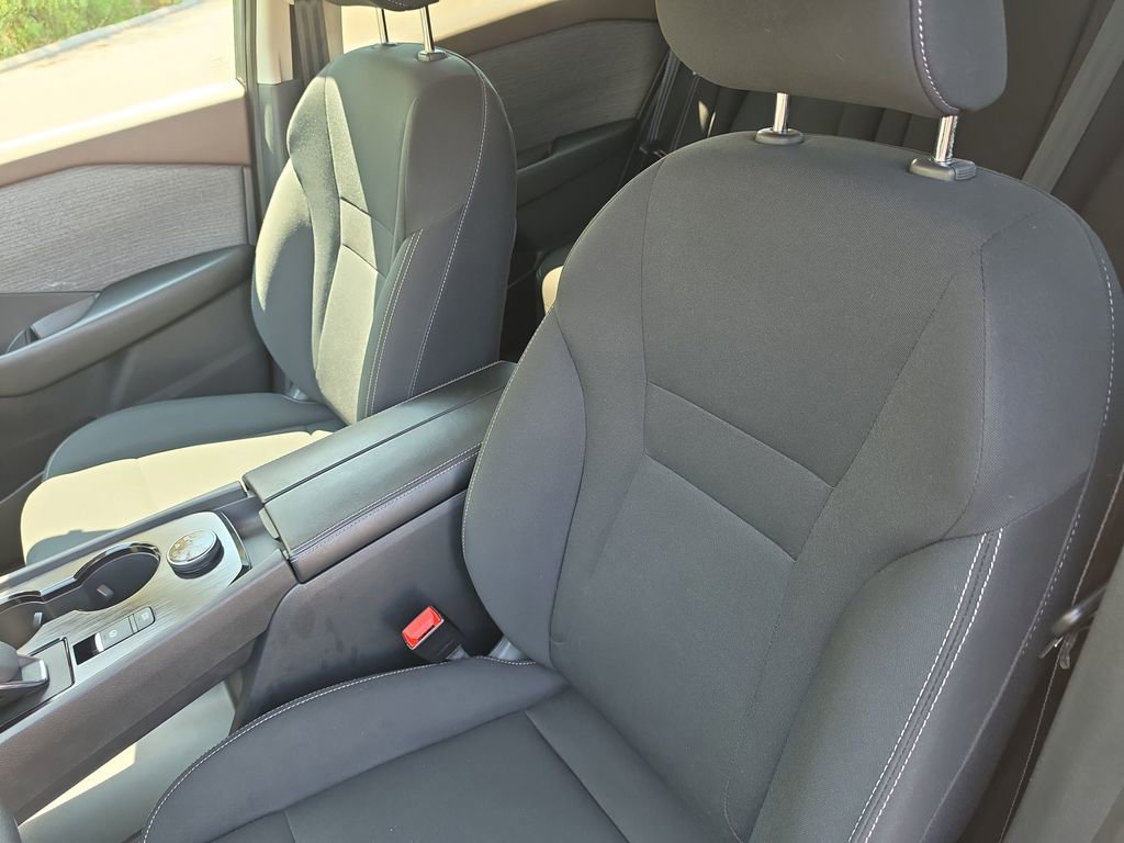 Used 2023 Nissan Rogue S AWD/4WD image 25