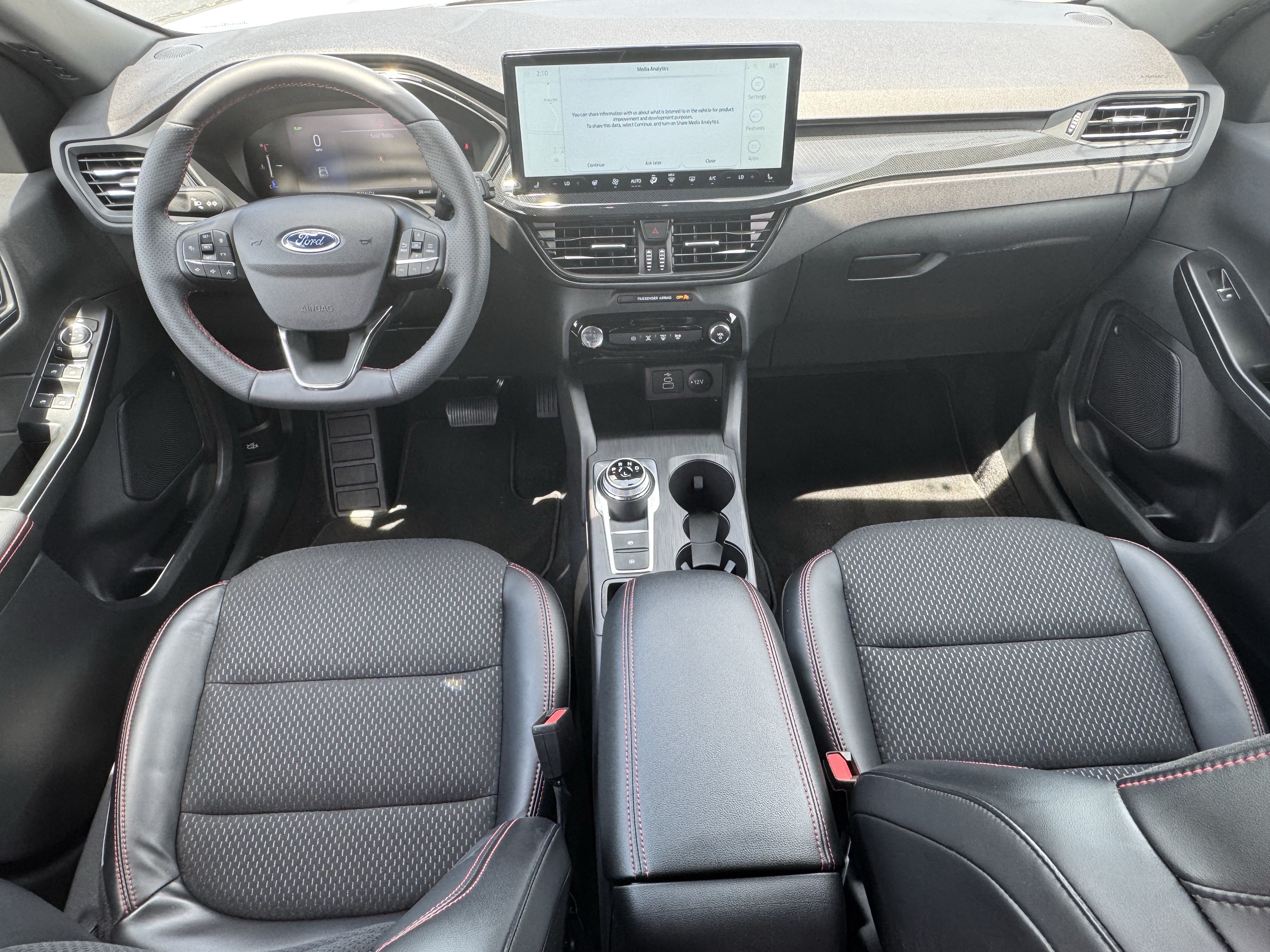 Certified 2026 Ford Escape ST-Line Select w/ Tech Pack #1 AWD/4WD image 25