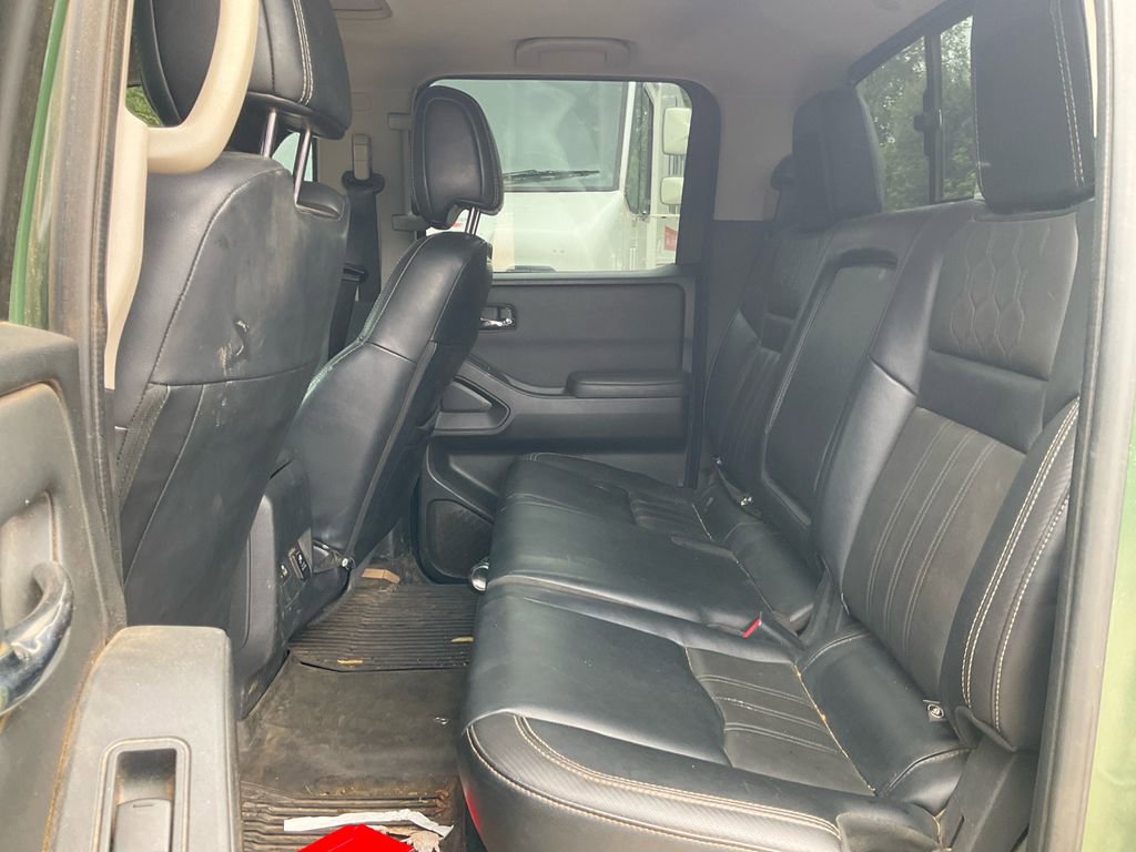 Used 2023 Nissan Frontier SV w/ SV Premium Package AWD/4WD image 14