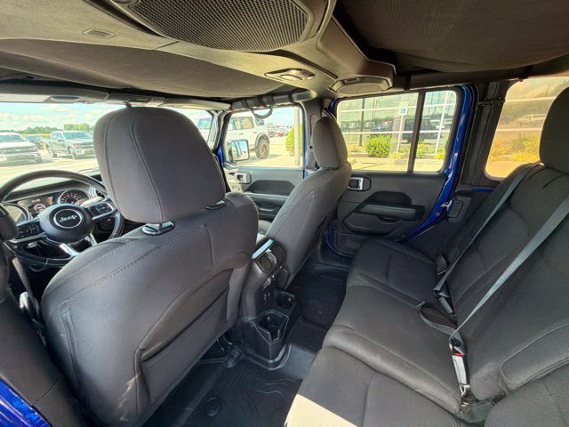 Used 2020 Jeep Wrangler Unlimited Sahara AWD/4WD image 16