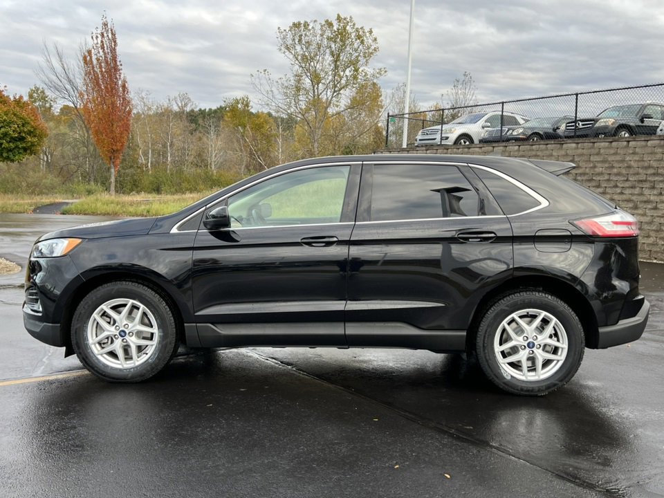 Certified 2022 Ford Edge SEL w/ Convenience Package image 5