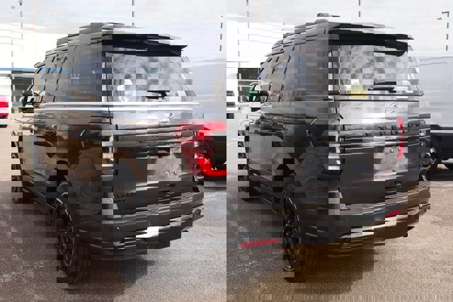 Certified 2023 Ford Expedition Limited image 5