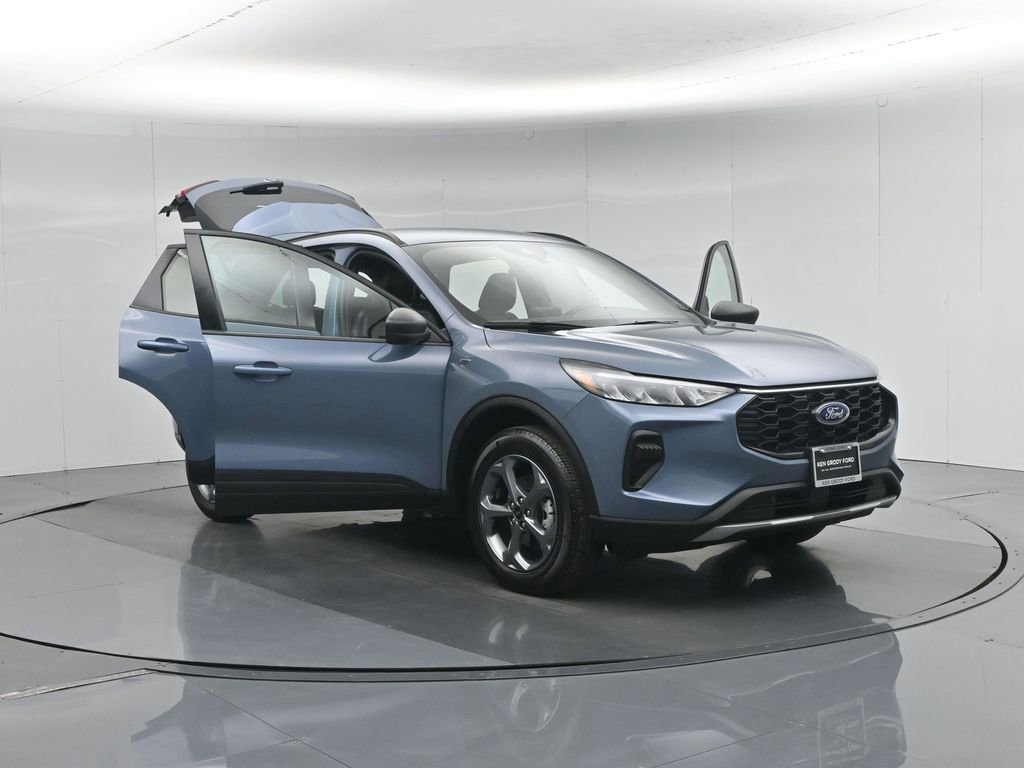 Certified 2025 Ford Escape ST-Line FWD image 34
