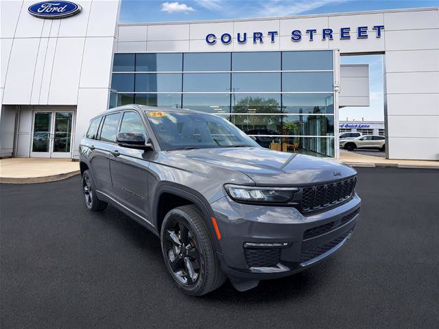 Used 2024 Jeep Grand Cherokee L Limited w/ Black Appearance Package AWD/4WD image 7