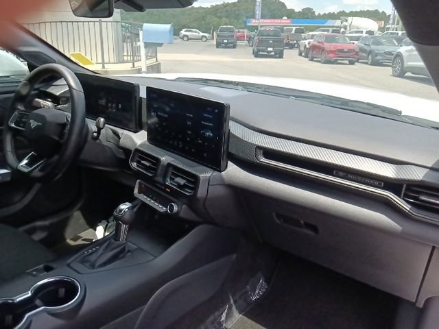 Certified 2024 Ford Mustang Coupe RWD image 30