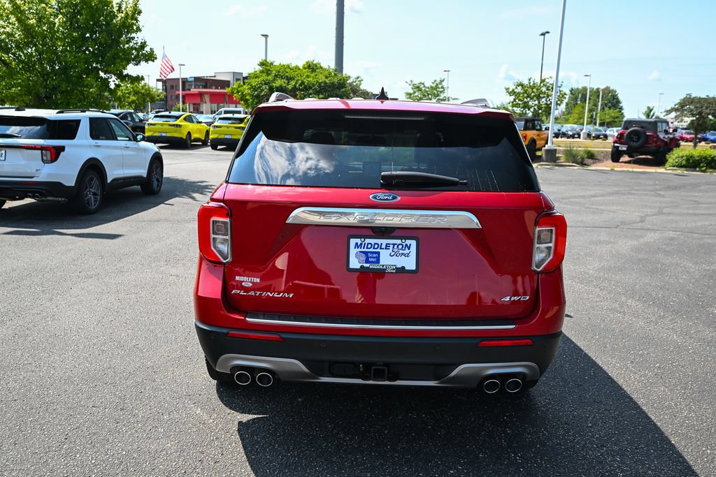 Certified 2022 Ford Explorer Platinum w/ Equipment Group 601A AWD/4WD image 6