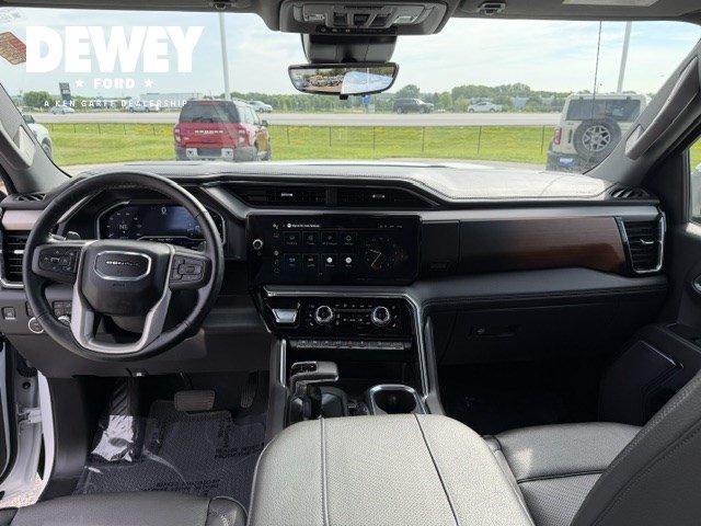 Used 2025 GMC Sierra 1500 Denali w/ Denali Reserve Package AWD/4WD image 37