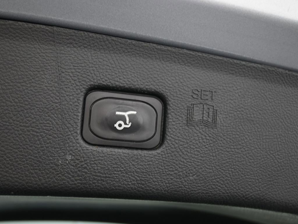 Certified 2022 Ford Edge Titanium w/ Equipment Group 301A image 57