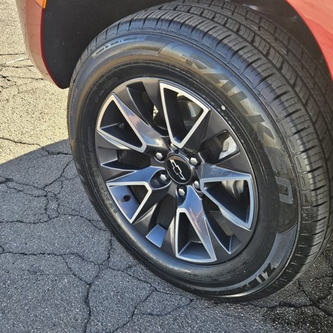 Used 2022 Chevrolet Tahoe Z71 w/ Z71 Off-Road Package image 9