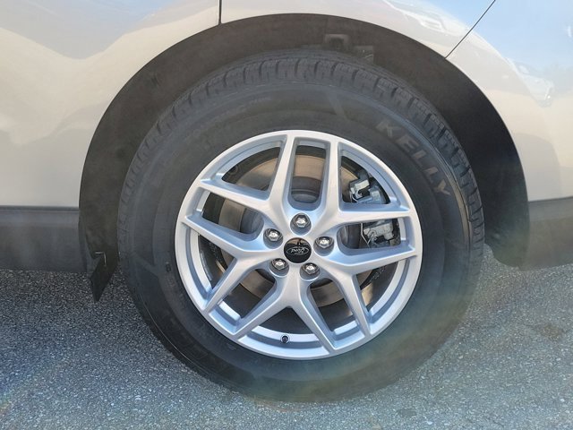 Certified 2024 Ford Edge SEL image 9