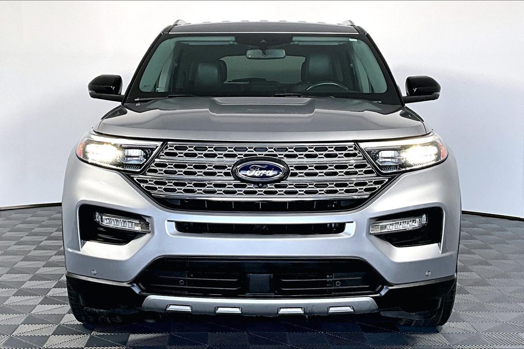 Certified 2021 Ford Explorer Limited RWD image 3