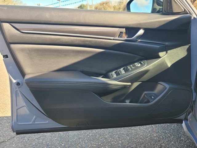 Used 2022 Honda Accord Sport image 16