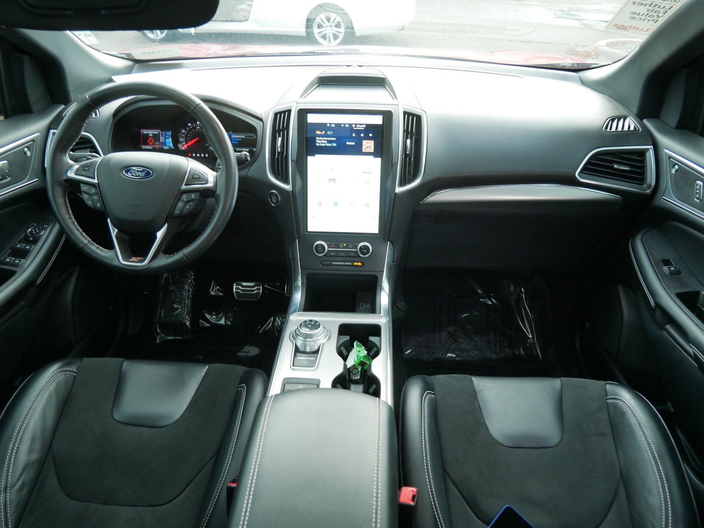 Certified 2022 Ford Edge ST w/ Equipment Group 401A image 10