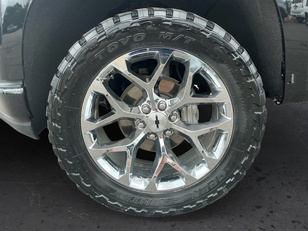 Used 2019 Chevrolet Silverado 1500 RST AWD/4WD image 13