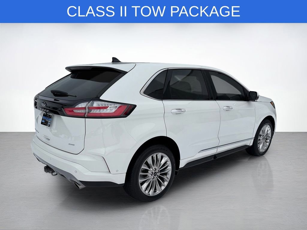 Certified 2022 Ford Edge Titanium w/ Equipment Group 301A image 5