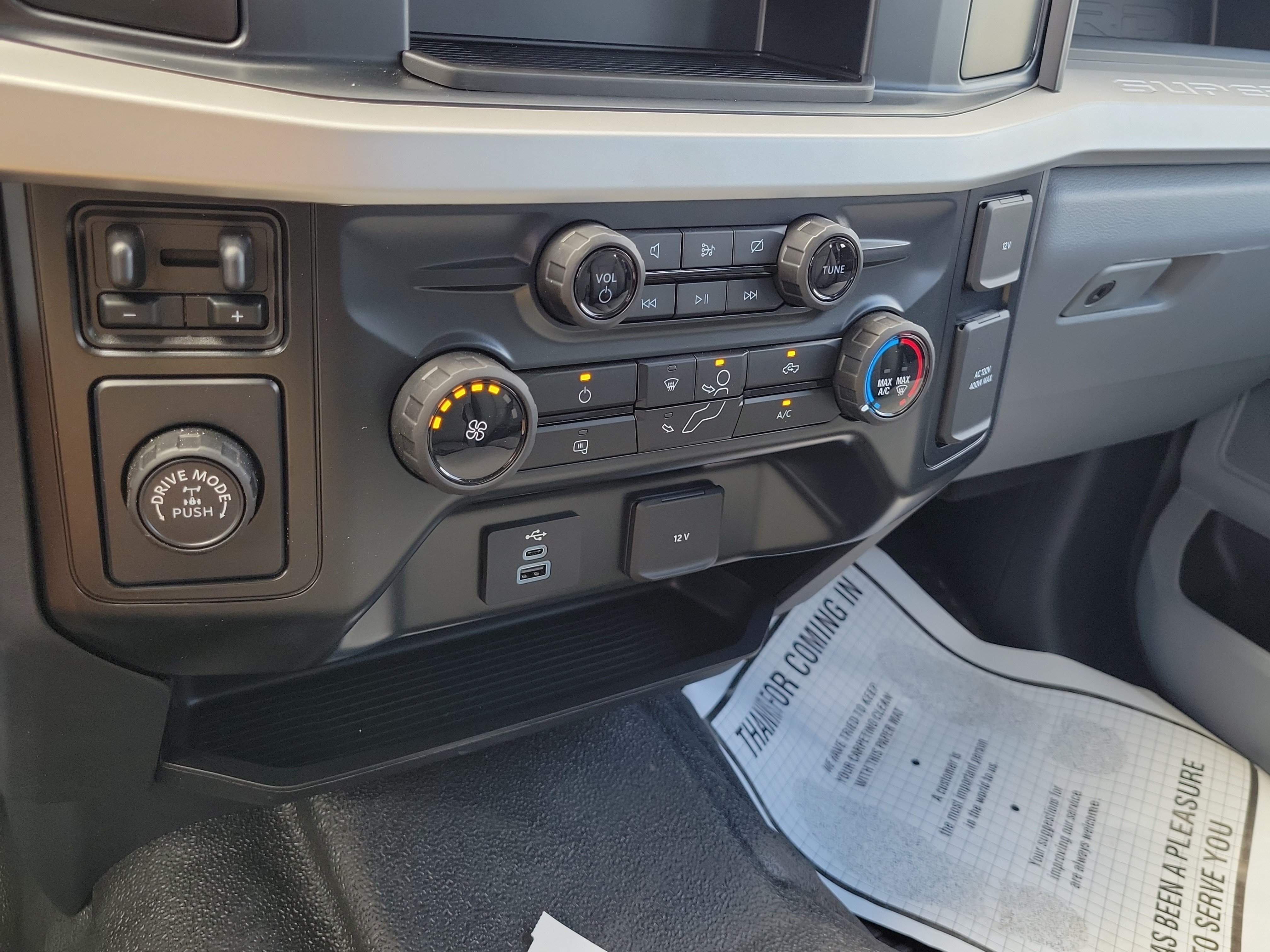 Certified 2024 Ford F350 XL w/ 360-Degree Camera Package RWD image 24