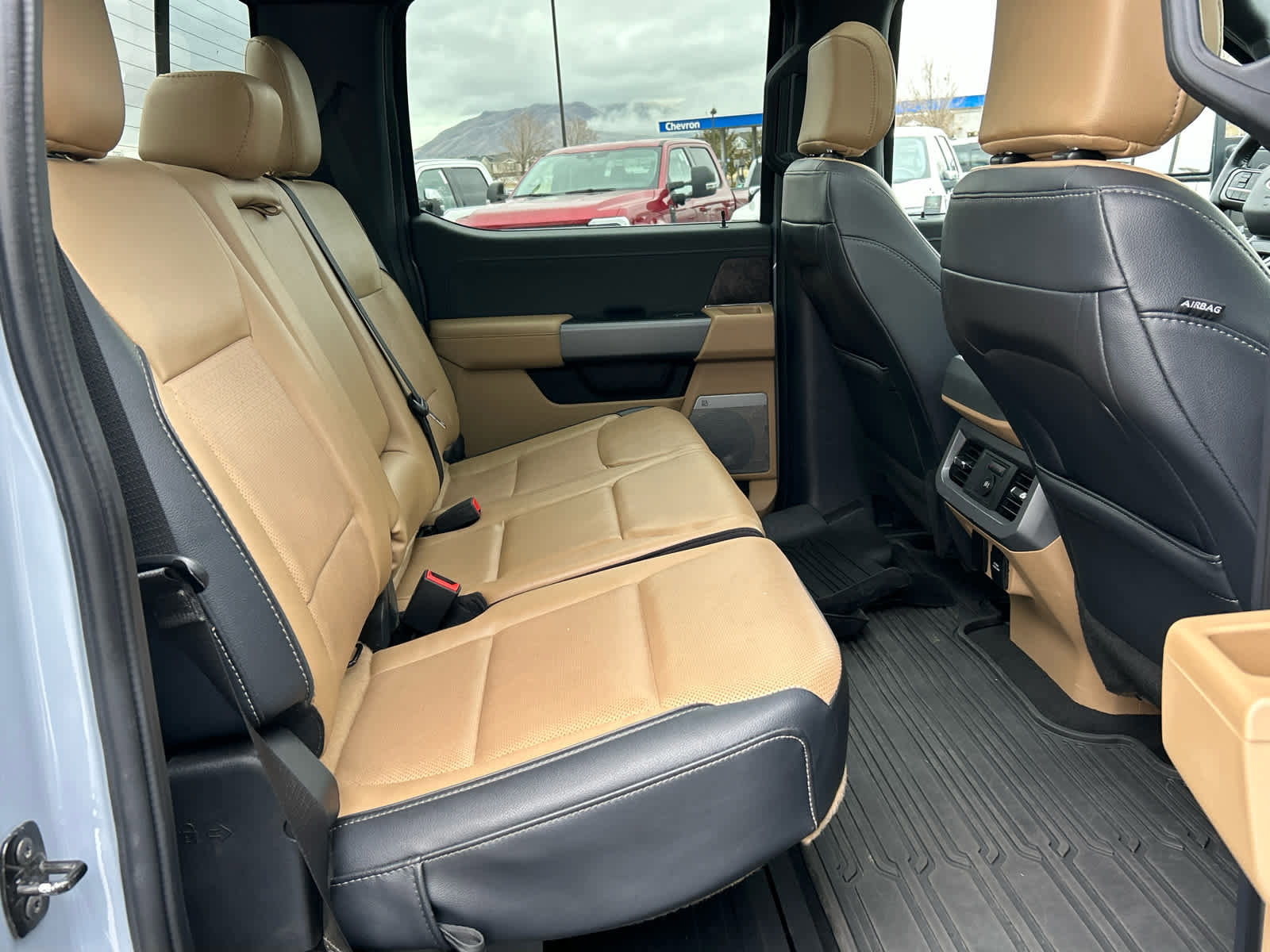 Certified 2024 Ford F350 Lariat image 20