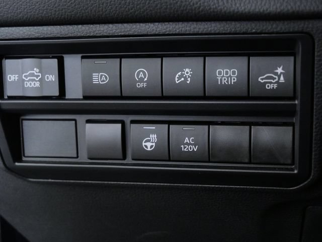 Used 2024 Toyota Tundra Limited AWD/4WD image 27