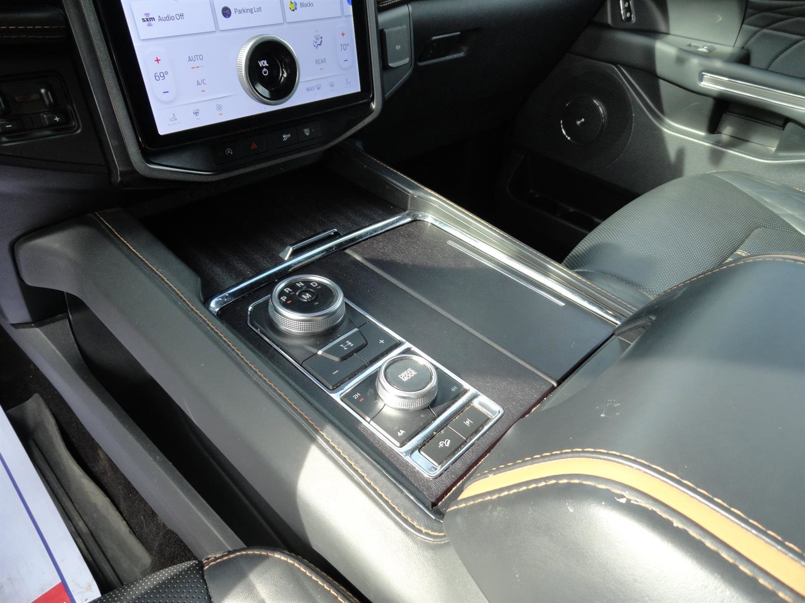 Certified 2022 Ford Expedition Max Platinum AWD/4WD image 18
