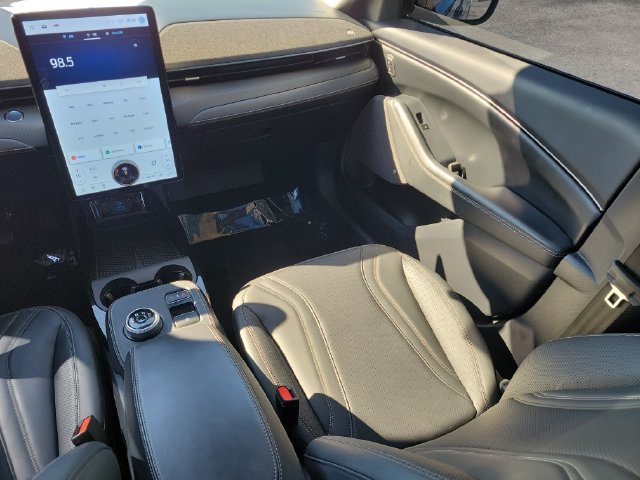 Certified 2024 Ford Mustang Mach-E Premium RWD image 15