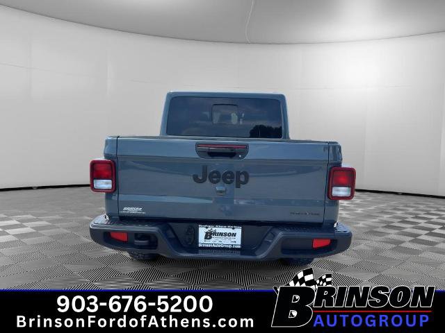 Used 2025 Jeep Gladiator Sport AWD/4WD image 6