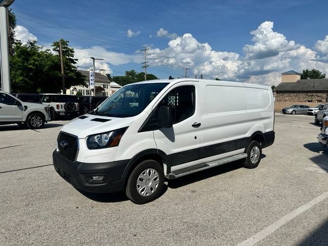 Certified 2025 Ford Transit 250 Low Roof w/ Exterior Upgrade Package RWD image 7
