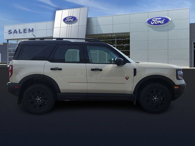 Certified 2025 Ford Bronco Sport Badlands w/ Badlands Tech Package AWD/4WD image 2