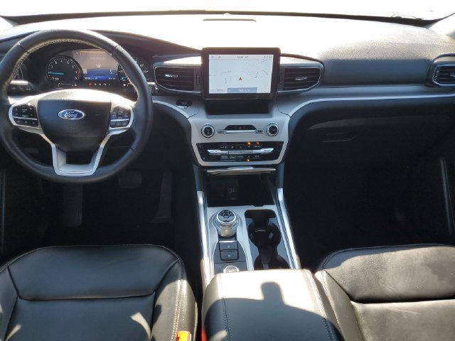 Certified 2024 Ford Explorer XLT w/ Equipment Group 202A AWD/4WD image 32