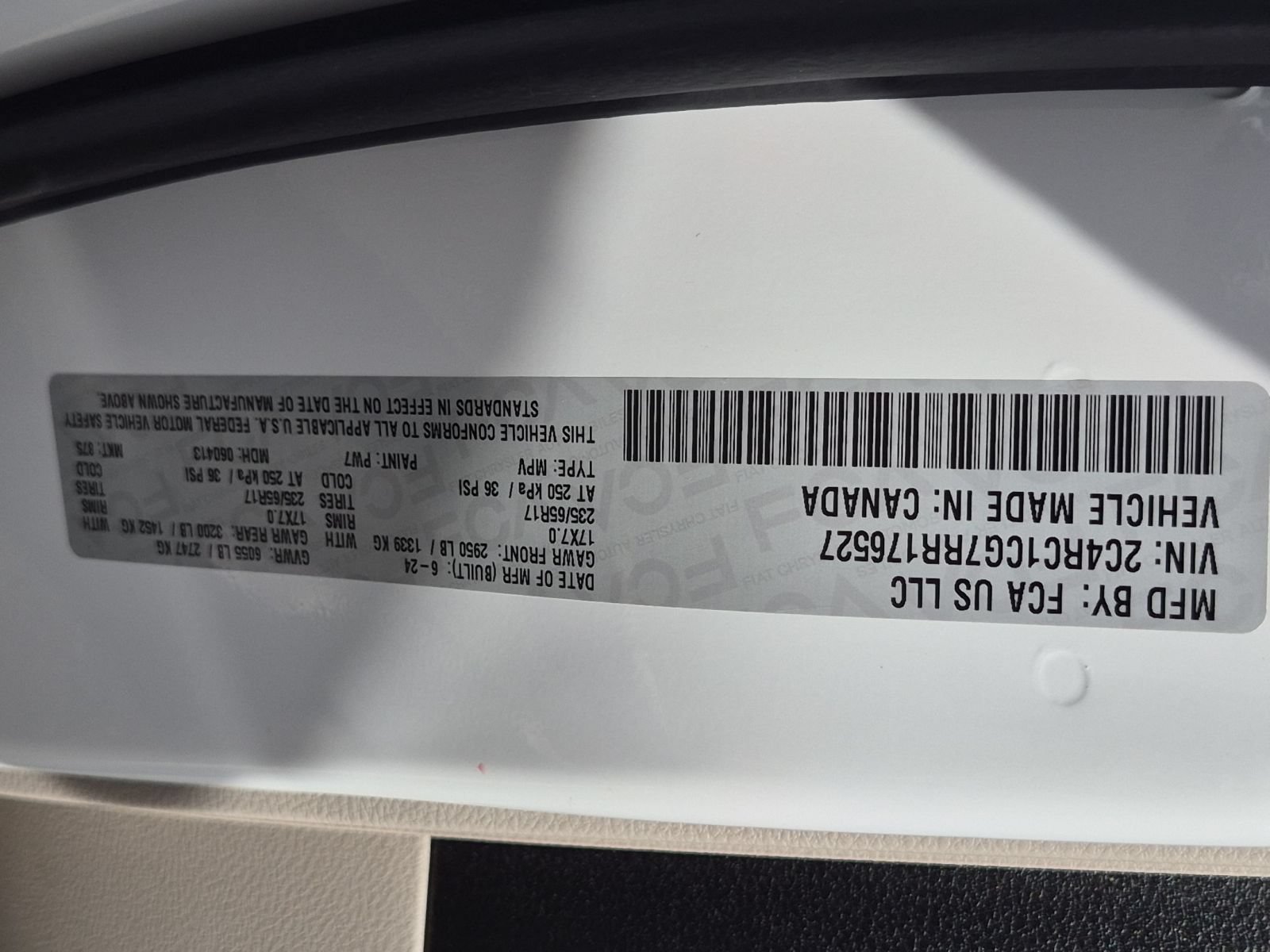 Used 2024 Chrysler Voyager LX FWD image 33