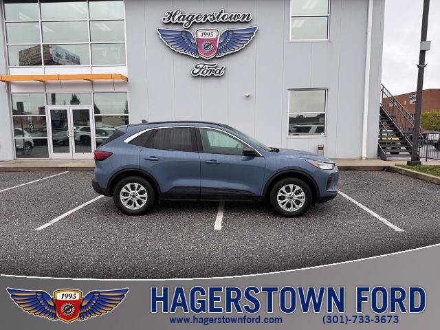 Certified 2024 Ford Escape Active w/ Tech Pack #1 AWD/4WD image 1