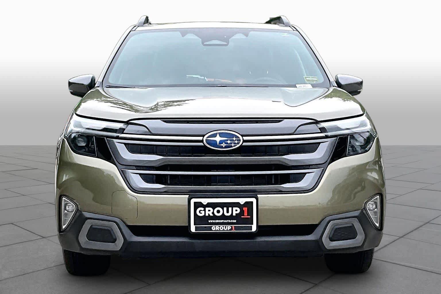 Used 2025 Subaru Forester Limited AWD/4WD image 4