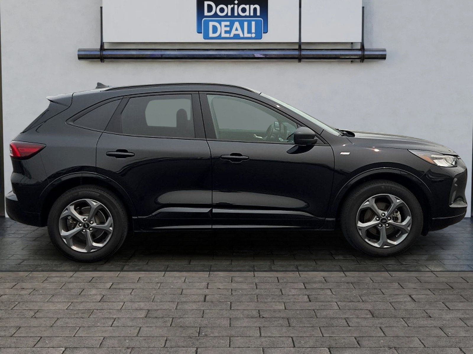 Certified 2023 Ford Escape ST-Line w/ Tech Pack #1 AWD/4WD image 2