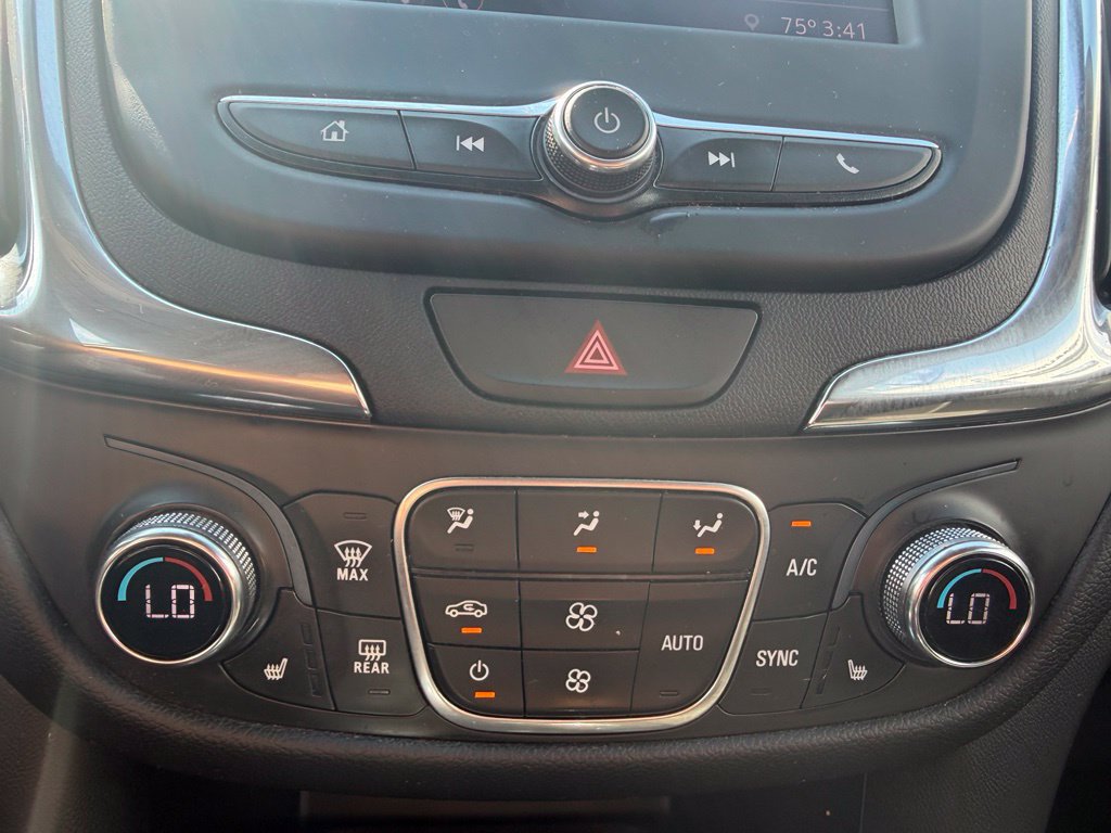 Used 2020 Chevrolet Equinox LT AWD/4WD image 12
