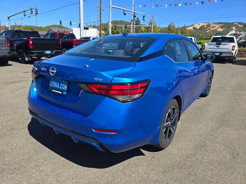 Used 2024 Nissan Sentra SV FWD image 5