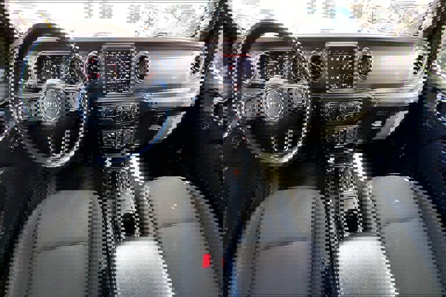 Used 2021 Jeep Gladiator Sport image 12