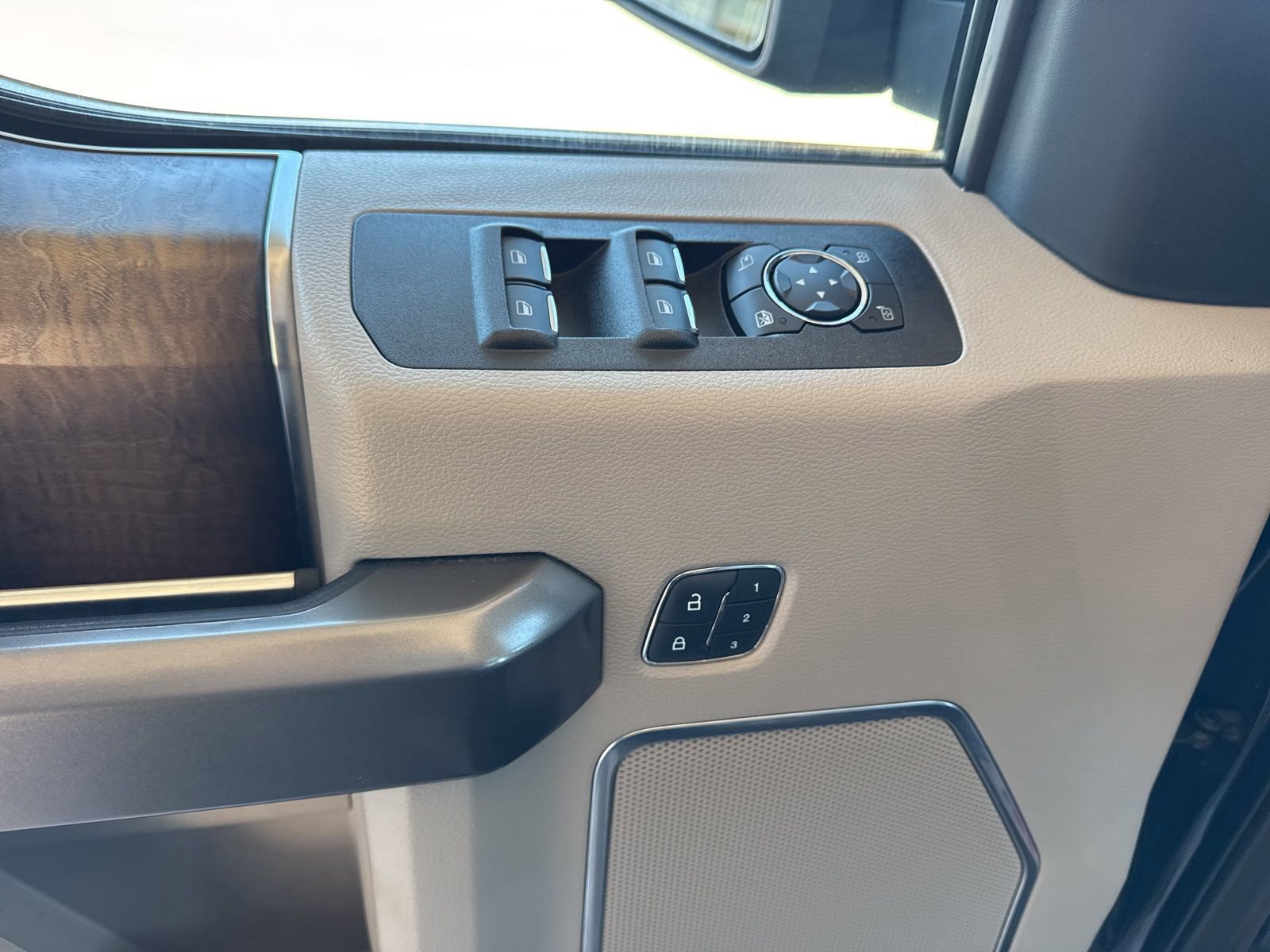 Certified 2020 Ford F150 Limited w/ Trailer Tow Package AWD/4WD image 29