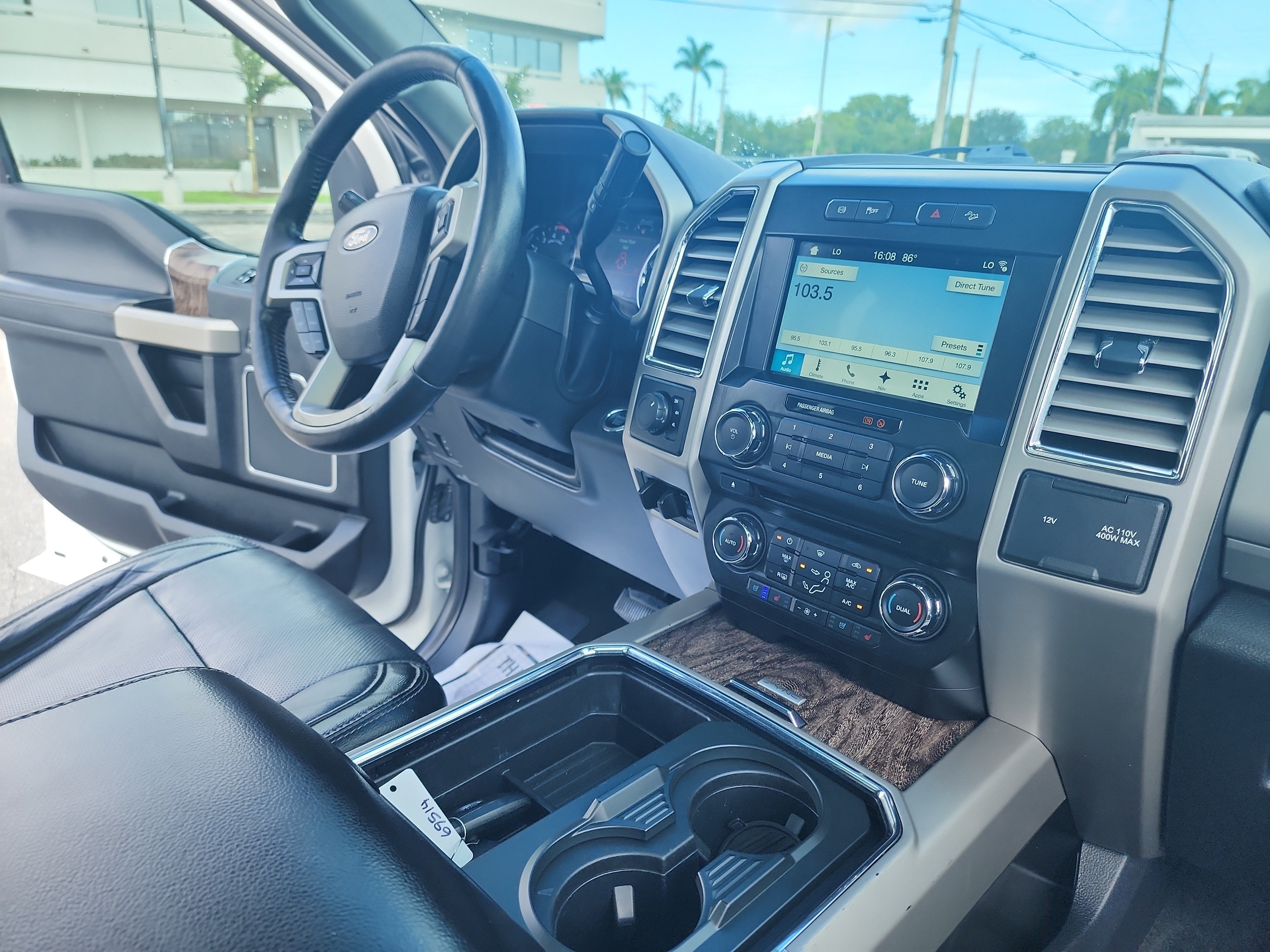 Certified 2017 Ford F250 Lariat w/ Lariat Ultimate Package AWD/4WD image 31