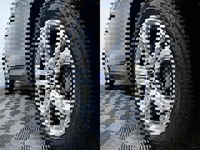 Certified 2018 Ford Edge Titanium image 7