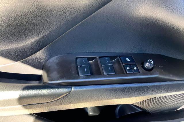 Used 2021 Toyota Camry LE FWD image 36