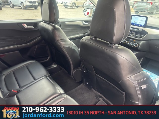 Certified 2022 Ford Escape SEL w/ Technology Package image 8