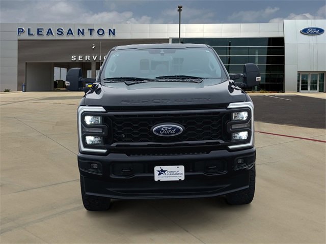 Certified 2023 Ford F250 Lariat w/ Sport Appearance Package image 8