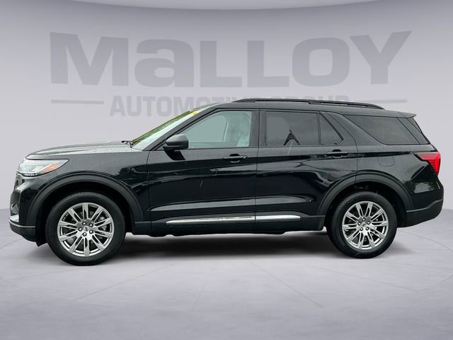 Certified 2025 Ford Explorer Active w/ Active Comfort Package AWD/4WD image 2