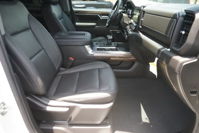 Used 2022 Chevrolet Silverado 1500 RST RWD image 18