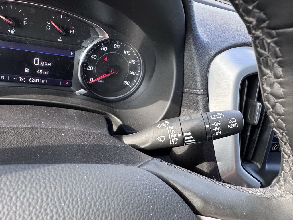 Used 2023 GMC Terrain SLT AWD/4WD image 15