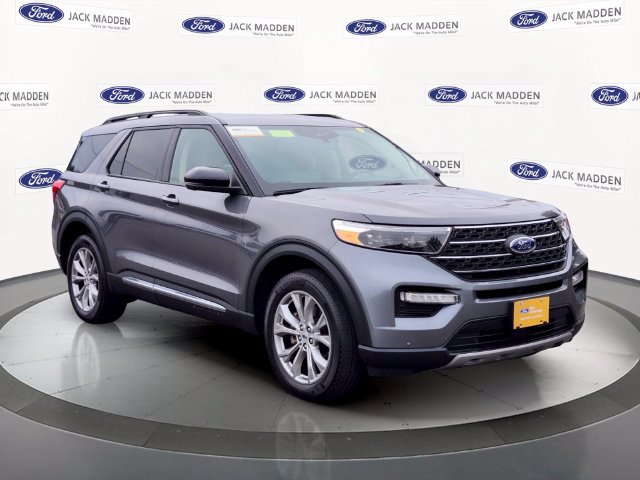 Certified 2023 Ford Explorer XLT w/ Equipment Group 202A AWD/4WD image 7
